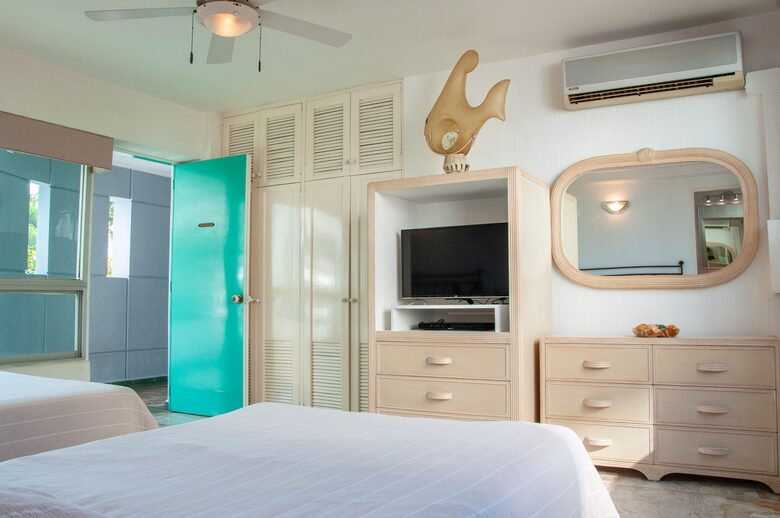 Villa Las Palmas - Tennis Dream Home! - Acapulco, Mexico