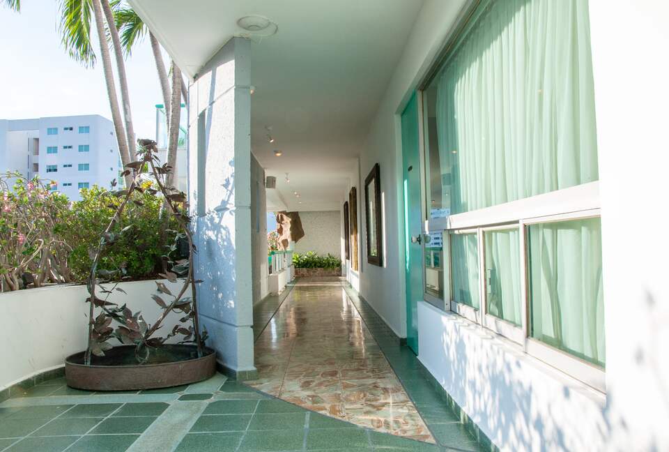 Villa Las Palmas - Tennis Dream Home! - Acapulco, Mexico