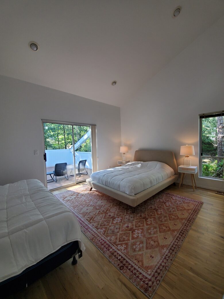 East Quogue Contemporary Getaway with Pool and Tennis - East Quogue, New York