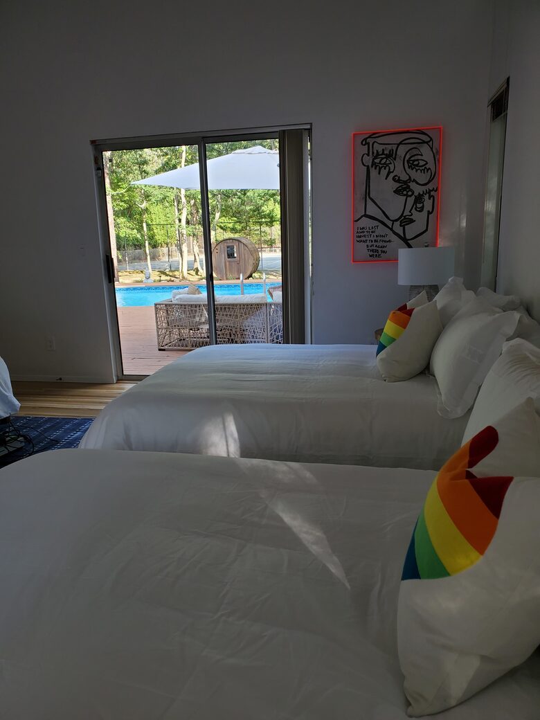 East Quogue Contemporary Getaway with Pool and Tennis - East Quogue, New York