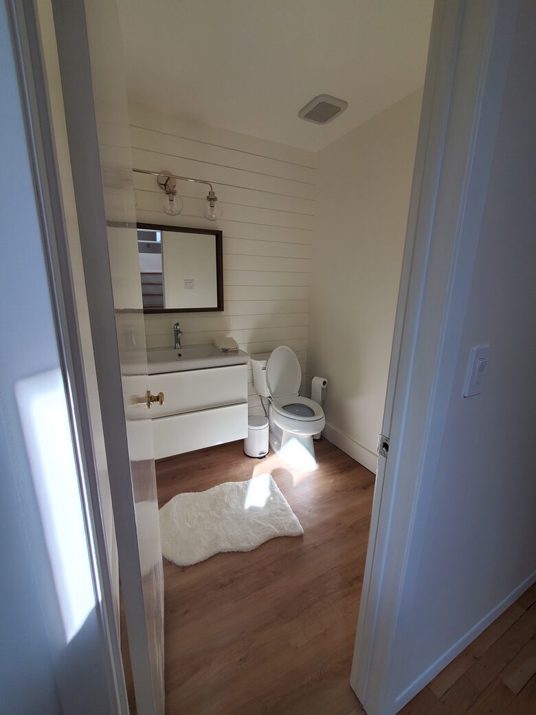 East Quogue Contemporary Getaway with Pool and Tennis - East Quogue, New York