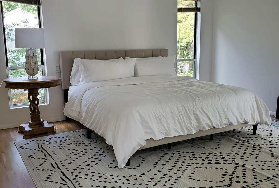 East Quogue Contemporary Getaway with Pool and Tennis - East Quogue, New York