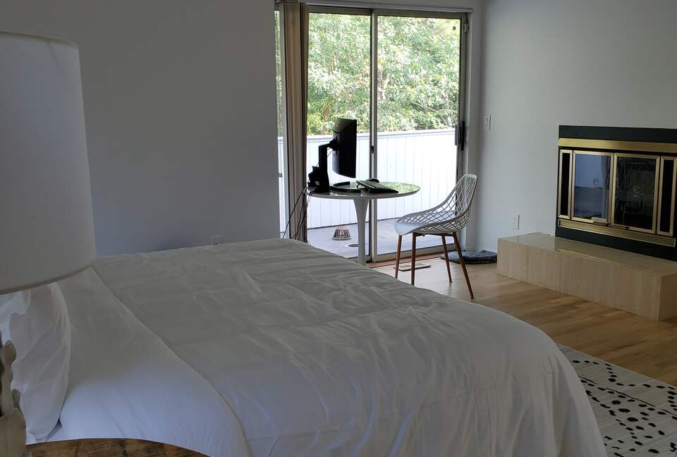 East Quogue Contemporary Getaway with Pool and Tennis - East Quogue, New York