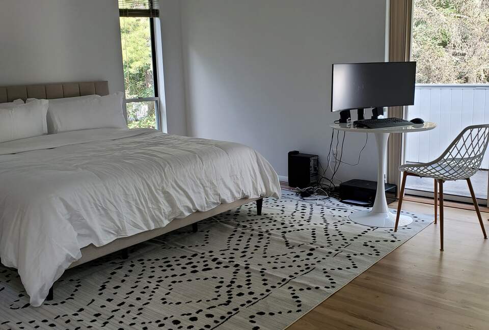 East Quogue Contemporary Getaway with Pool and Tennis - East Quogue, New York