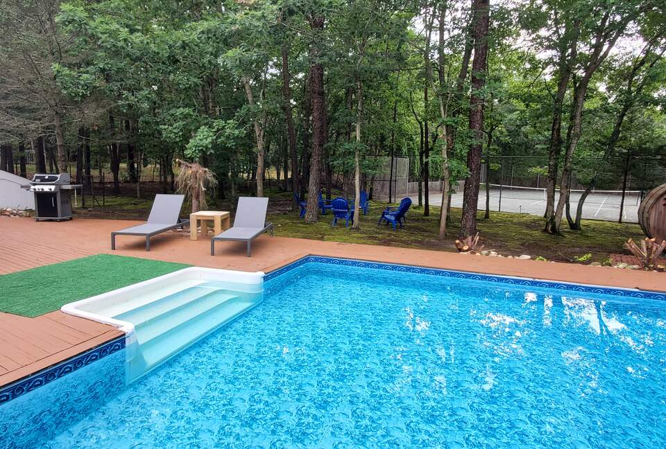 East Quogue Contemporary Getaway with Pool and Tennis - East Quogue, New York