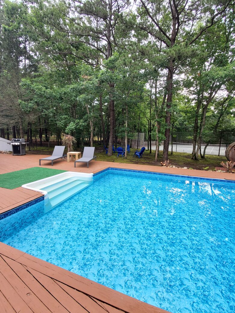 East Quogue Contemporary Getaway with Pool and Tennis - East Quogue, New York