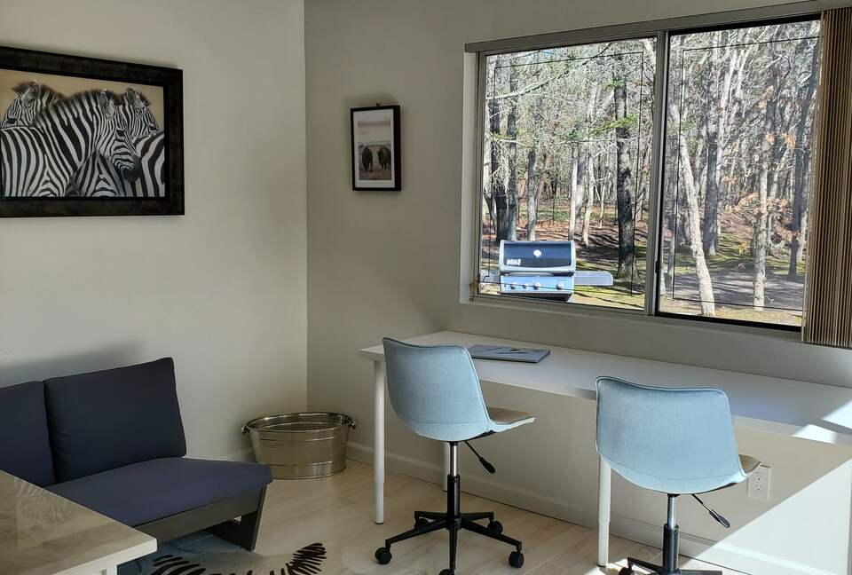 East Quogue Contemporary Getaway with Pool and Tennis - East Quogue, New York