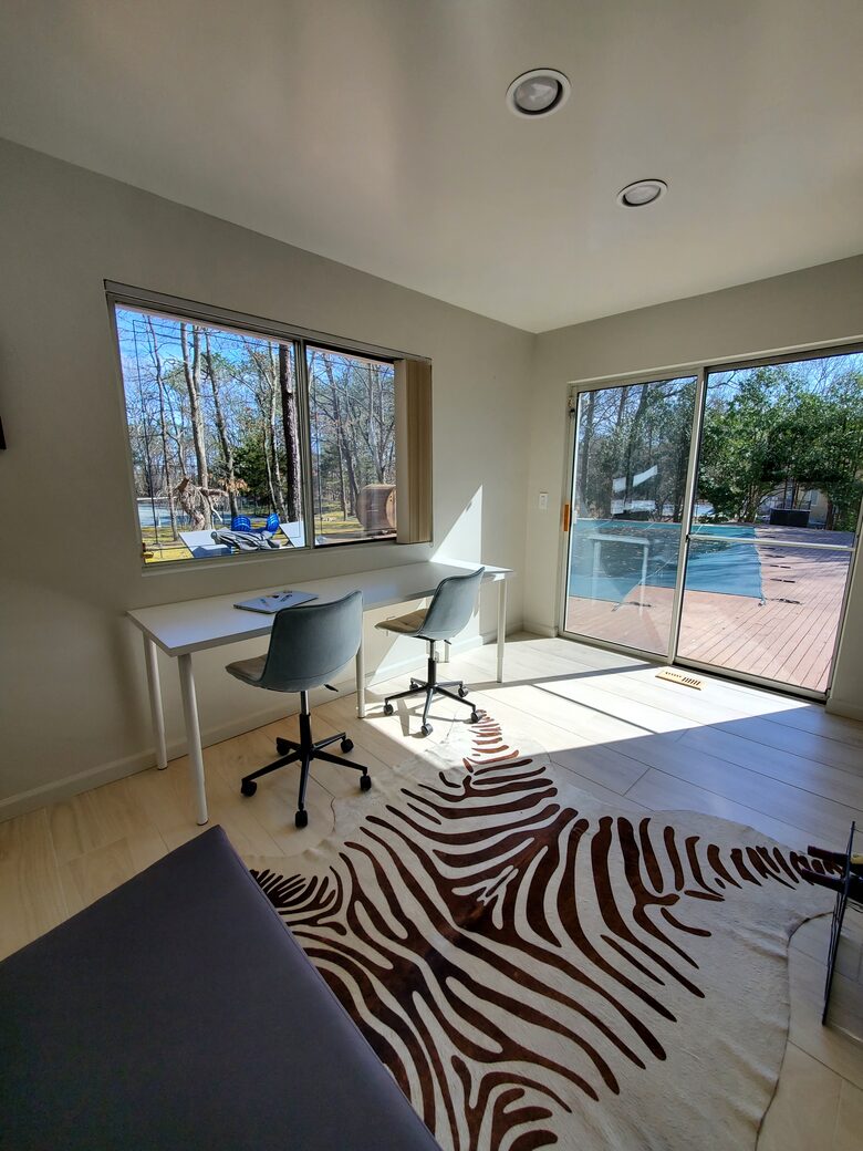 East Quogue Contemporary Getaway with Pool and Tennis - East Quogue, New York