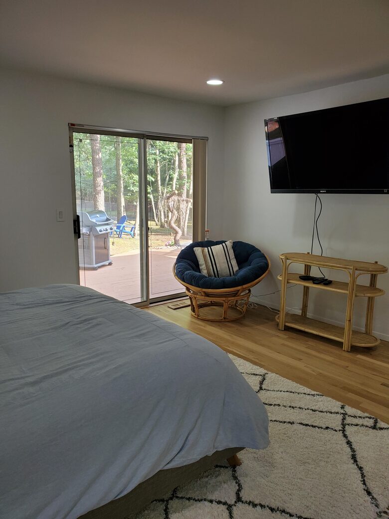 East Quogue Contemporary Getaway with Pool and Tennis - East Quogue, New York