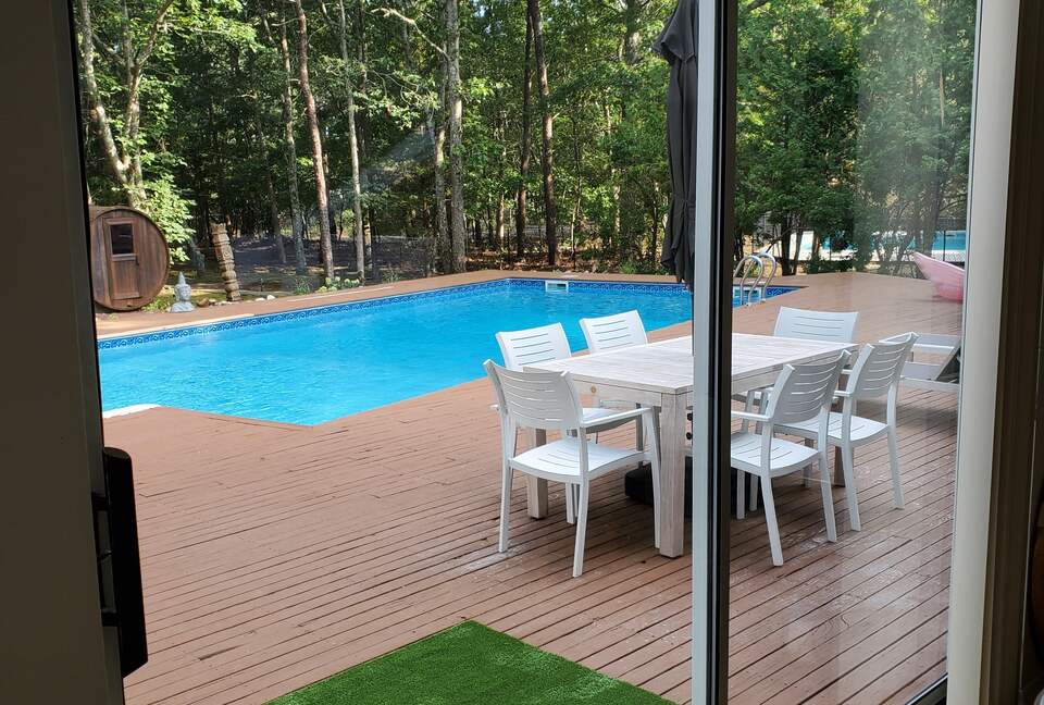 East Quogue Contemporary Getaway with Pool and Tennis - East Quogue, New York