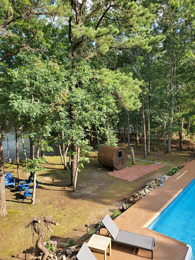 East Quogue Contemporary Getaway with Pool and Tennis - East Quogue, New York