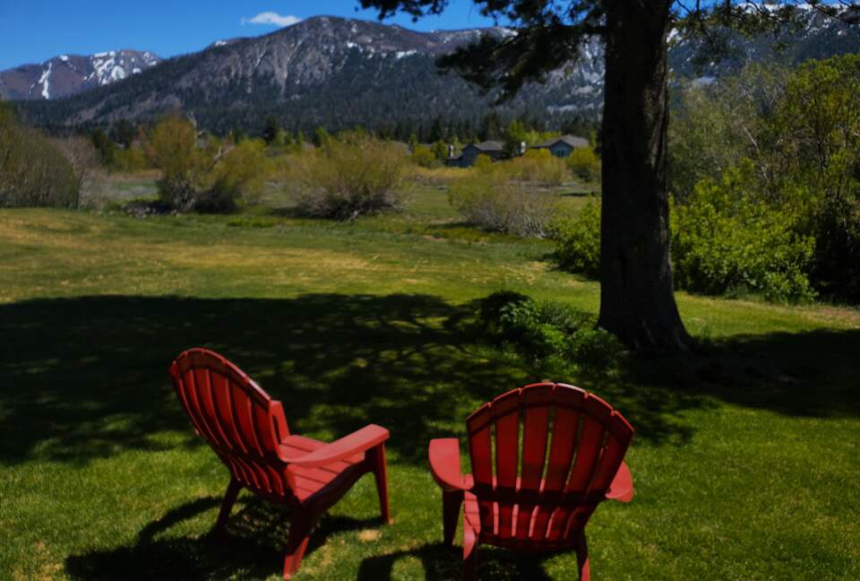 Luxurious Creek Front Oasis - Mammoth Lakes, California