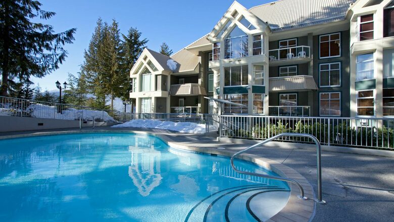 Cozy Ski-In Ski-Out Villa with Community Amenities - Whistler, Canada