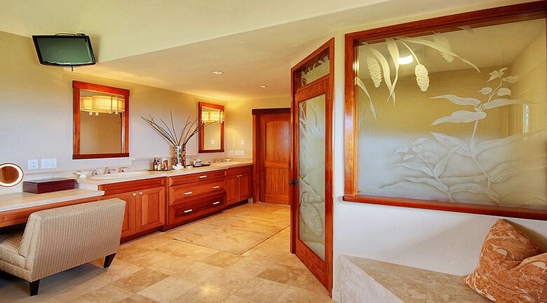 Upcountry Maui Estate with Tennis Court - Kula, Hawaii