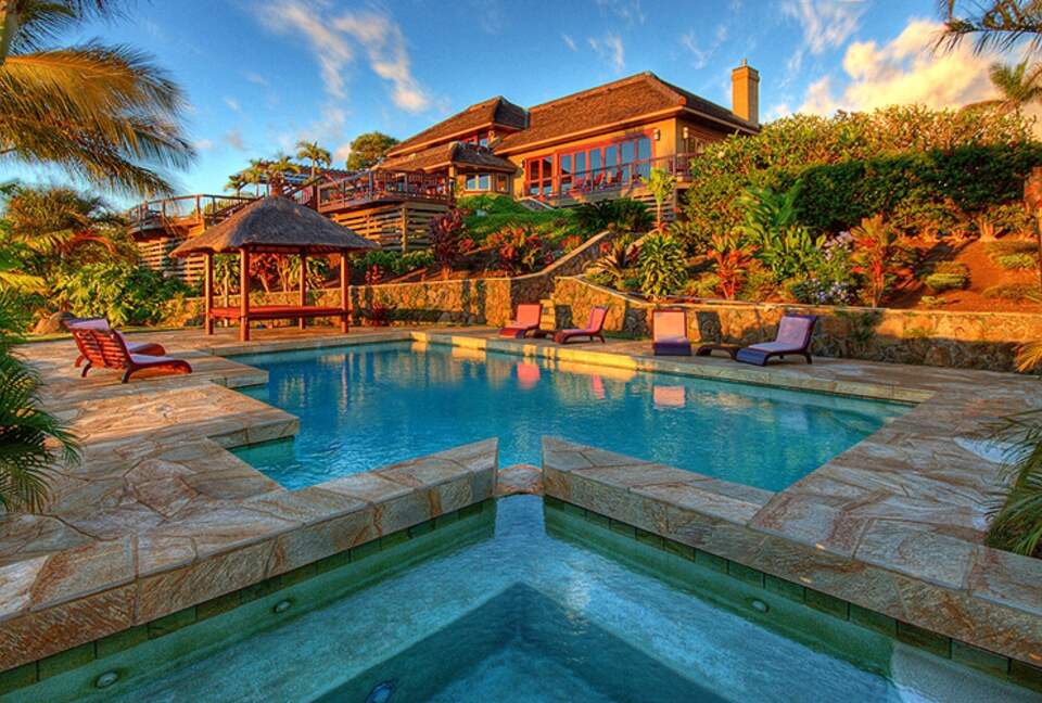 Upcountry Maui Estate with Tennis Court - Kula, Hawaii