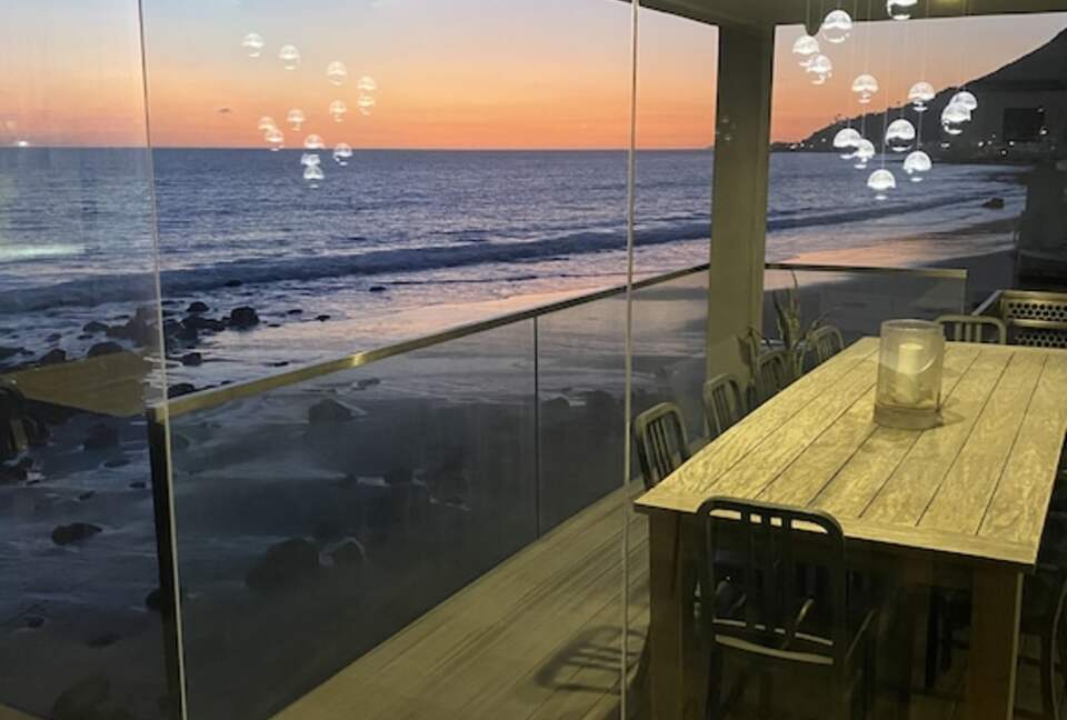 Malibu Modern Paradise | Oceanfront with amazing views and spa - Malibu, California