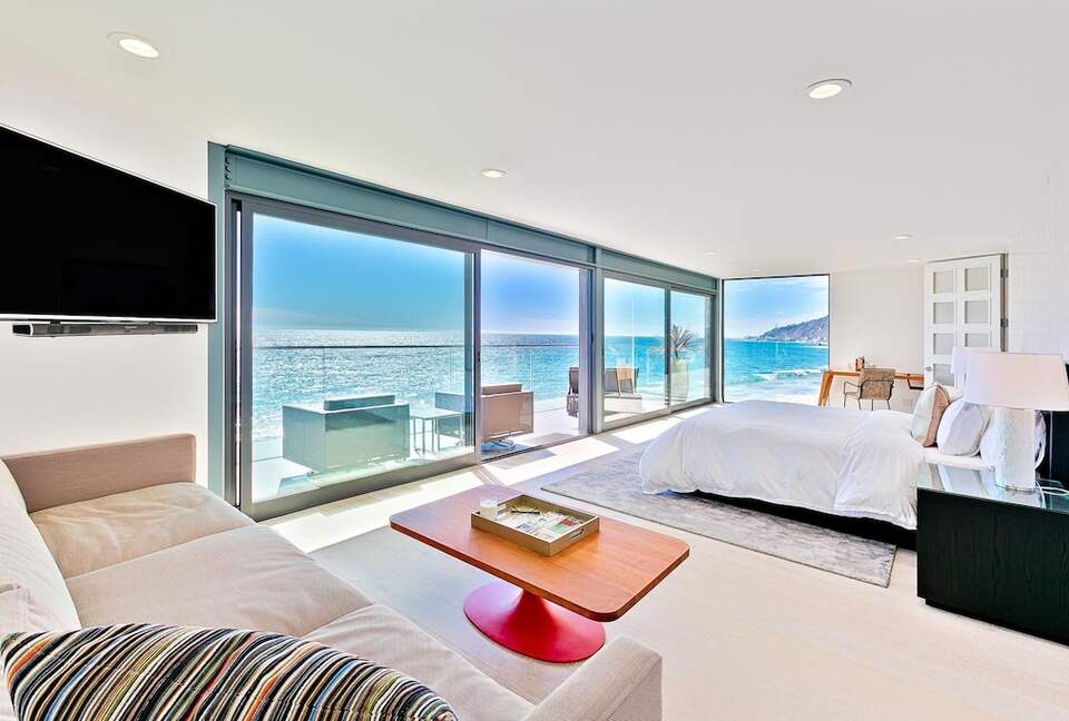 Malibu Modern Paradise | Oceanfront with amazing views and spa - Malibu, California