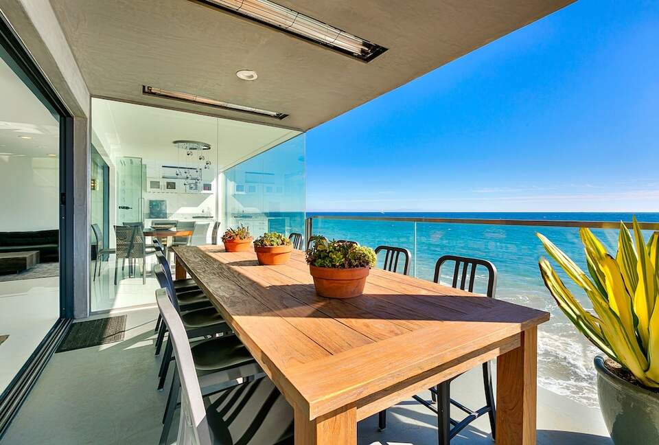 Malibu Modern Paradise | Oceanfront with amazing views and spa - Malibu, California