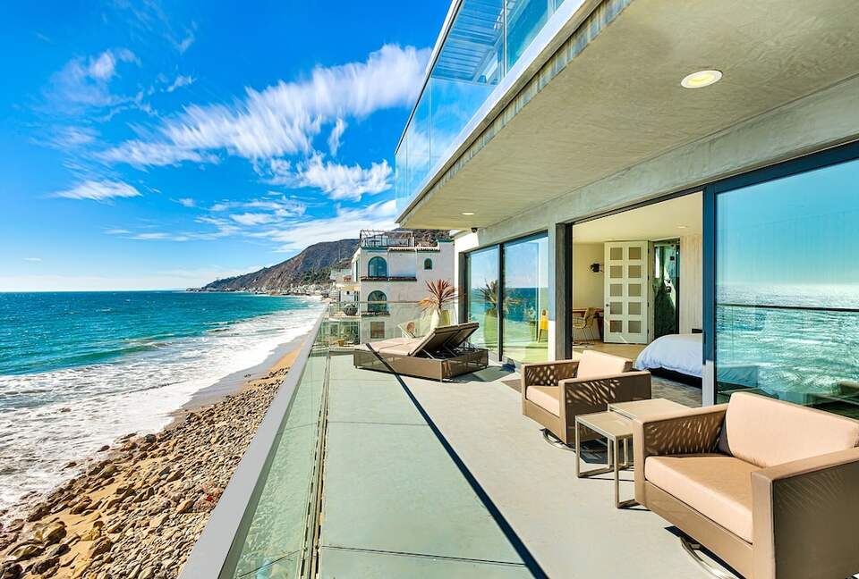 Malibu Modern Paradise | Oceanfront with amazing views and spa - Malibu, California