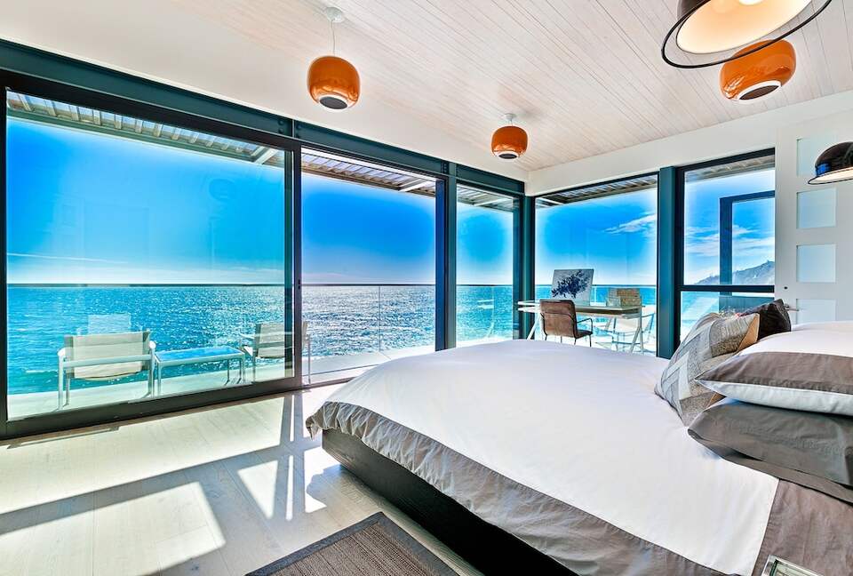 Malibu Modern Paradise | Oceanfront with amazing views and spa - Malibu, California