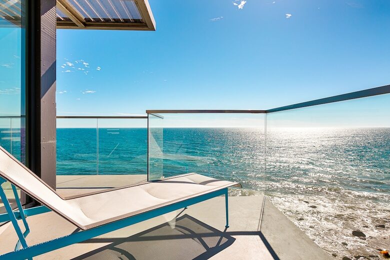 Malibu Modern Paradise | Oceanfront with amazing views and spa - Malibu, California