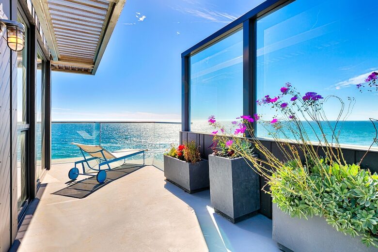 Malibu Modern Paradise | Oceanfront with amazing views and spa - Malibu, California