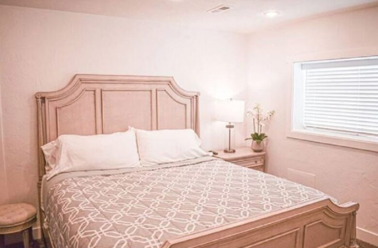 Cozy Getaway Minutes to Ski Slopes and Lakes - Roy, Utah