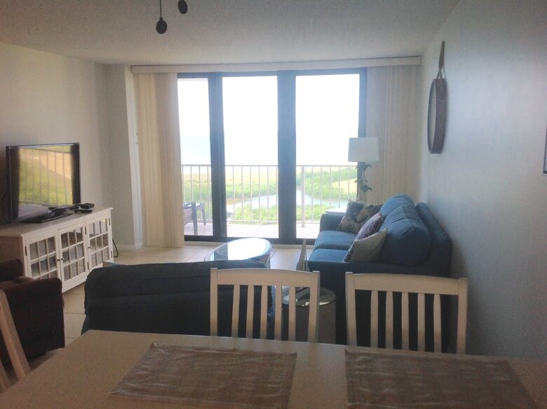 Spectacular Views From the Captains’ Quarters! - Marco Island, Florida