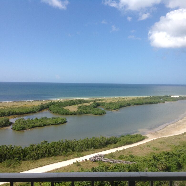 Spectacular Views From the Captains’ Quarters! - Marco Island, Florida