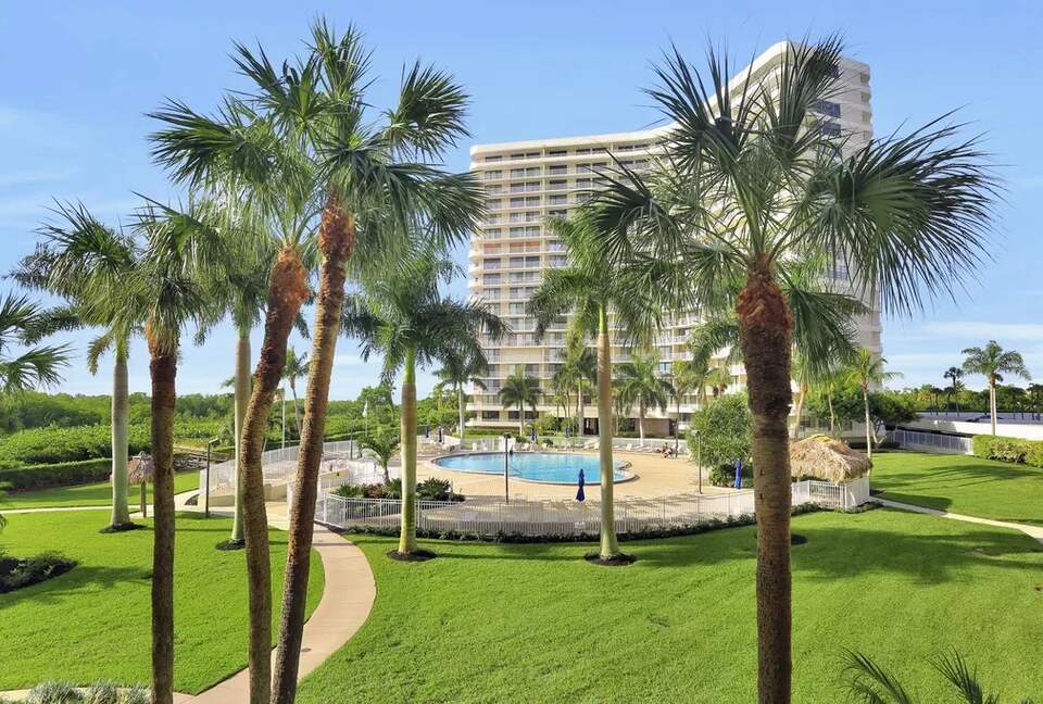 Spectacular Views From the Captains’ Quarters! - Marco Island, Florida
