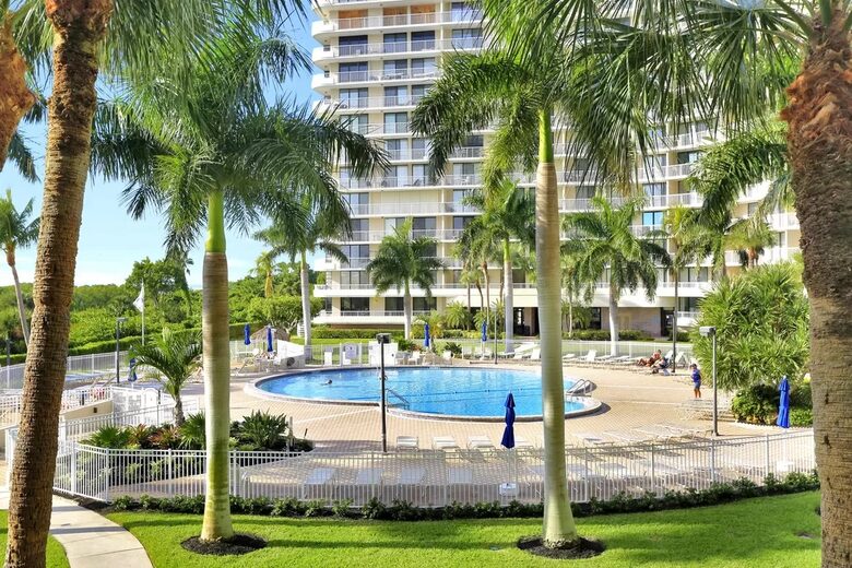 Spectacular Views From the Captains’ Quarters! - Marco Island, Florida