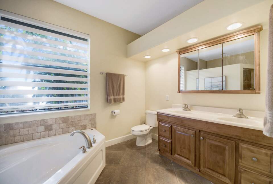 Siesta Key Peaceful Retreat | With a large private pool - Sarasota, Florida