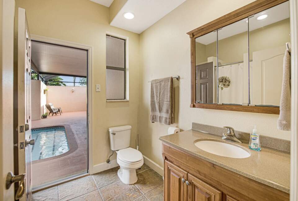 Siesta Key Peaceful Retreat | With a large private pool - Sarasota, Florida