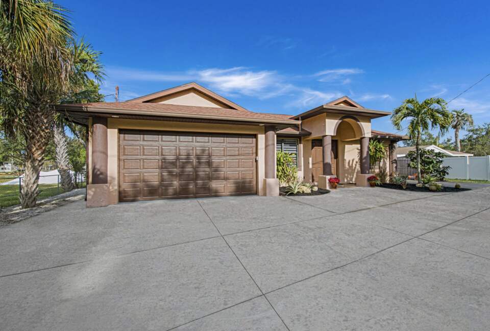 Siesta Key Peaceful Retreat | With a large private pool - Sarasota, Florida