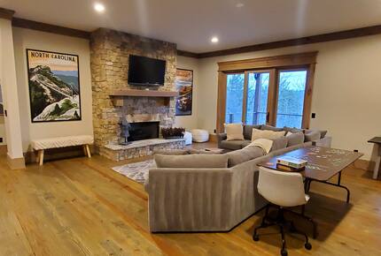 Lower Level Rec Room