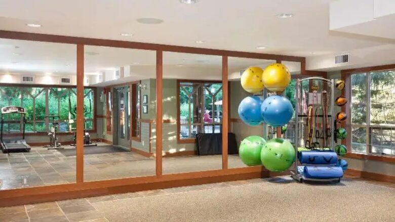 Horstman House 2-Bedroom Ski Condo - Whistler, Canada