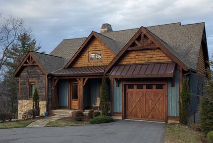 Luxury Mountain Home | Hot Tub | Pool Table - Boone, North Carolina