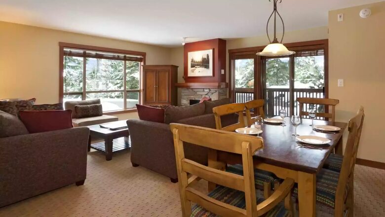 Horstman House 2-Bedroom Ski Condo - Whistler, Canada