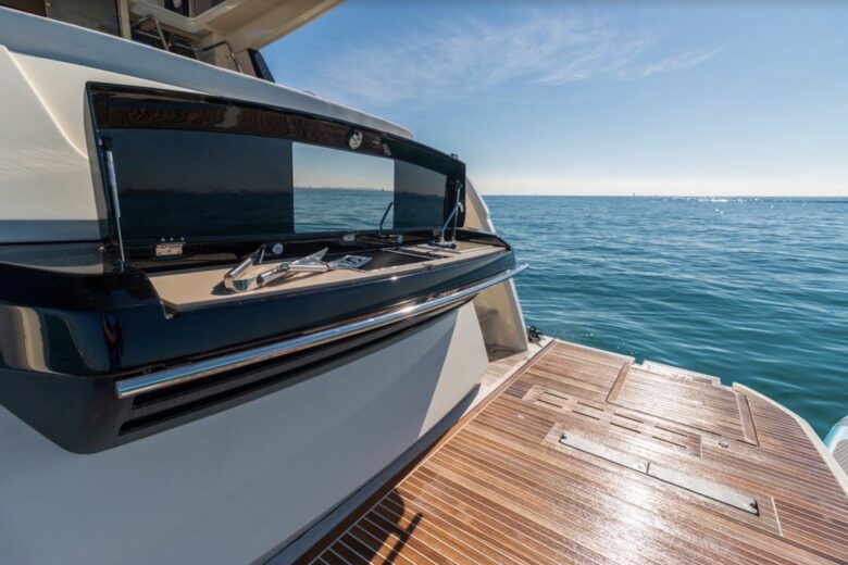 Carillon Hotel & Spa with optional Yacht Rental! - Miami Beach, Florida