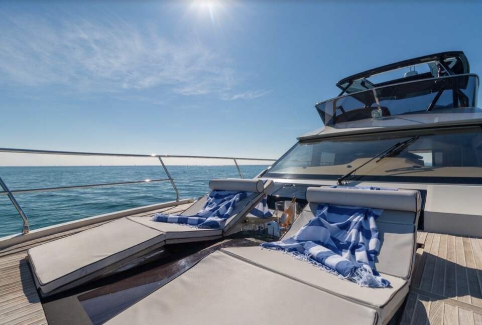 Carillon Hotel & Spa with optional Yacht Rental! - Miami Beach, Florida