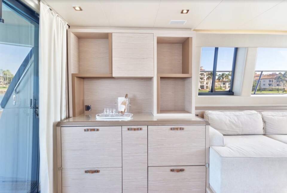 Carillon Hotel & Spa with optional Yacht Rental! - Miami Beach, Florida