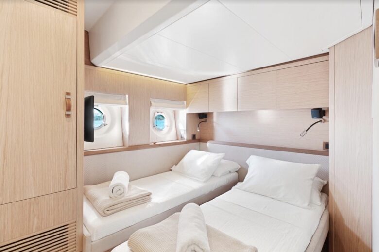 Carillon Hotel & Spa with optional Yacht Rental! - Miami Beach, Florida