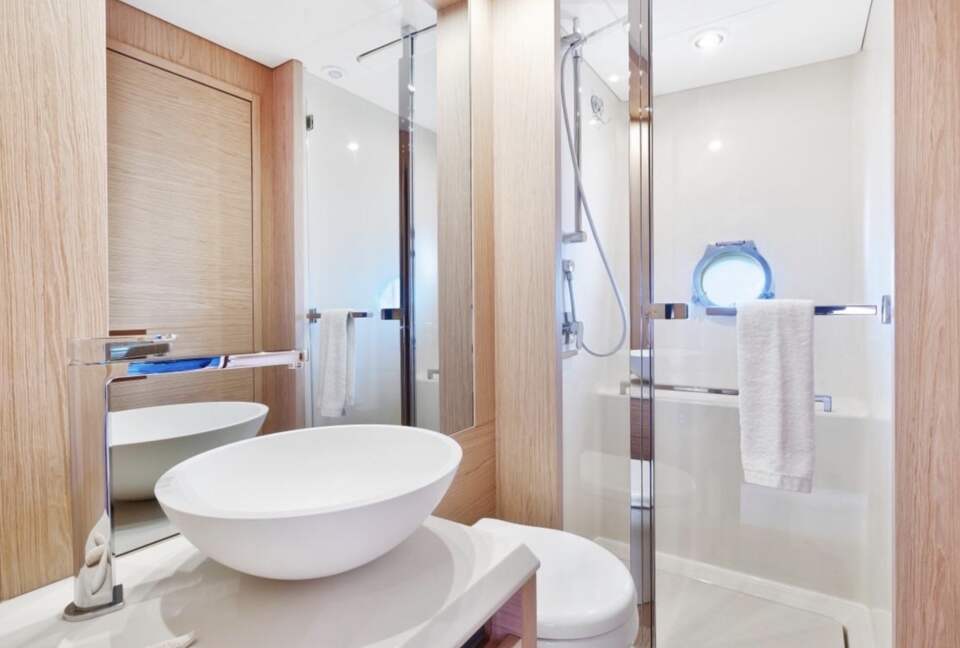 Carillon Hotel & Spa with optional Yacht Rental! - Miami Beach, Florida