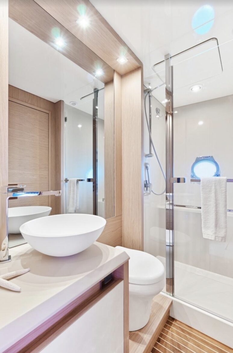 Carillon Hotel & Spa with optional Yacht Rental! - Miami Beach, Florida