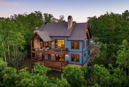 Luxury Mountain Home | Hot Tub | Pool Table - Boone, North Carolina