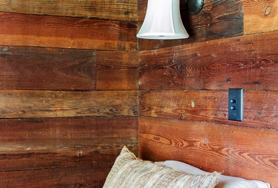 Picturesque Chalet with Stunning Mountain Views - Gypsum, Colorado