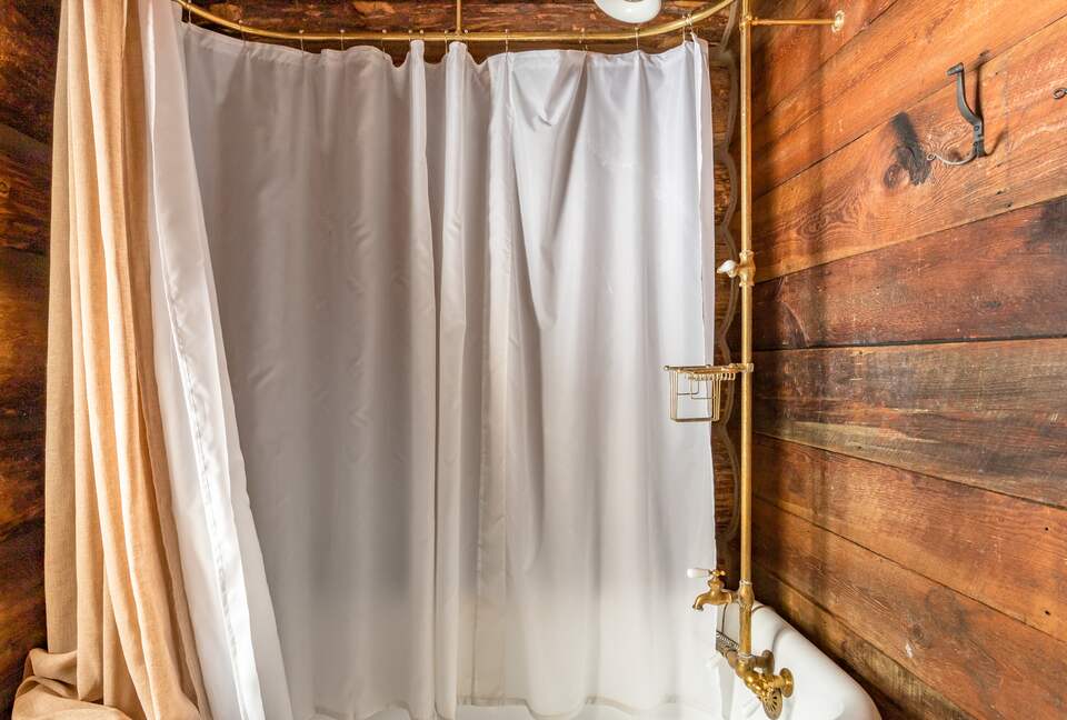 Picturesque Chalet with Stunning Mountain Views - Gypsum, Colorado