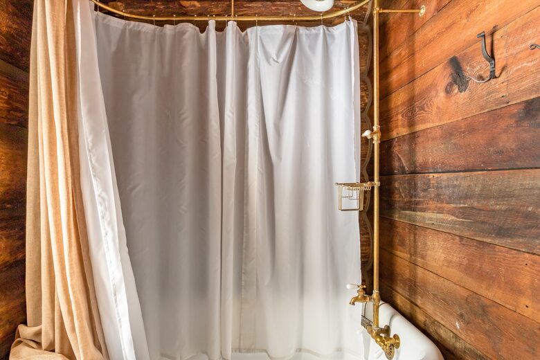 Picturesque Chalet with Stunning Mountain Views - Gypsum, Colorado