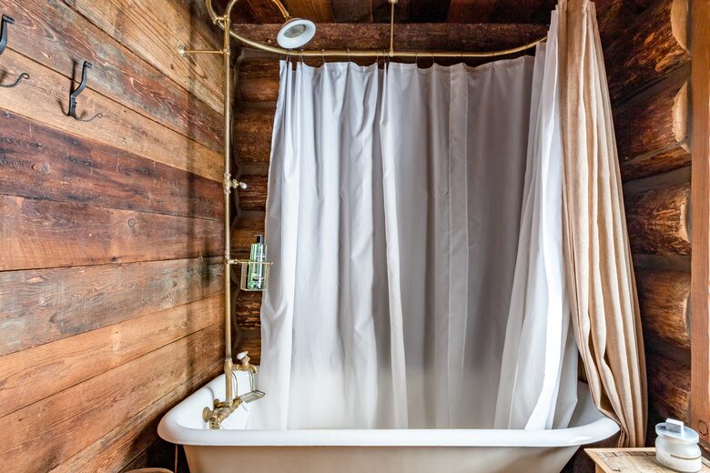 Picturesque Chalet with Stunning Mountain Views - Gypsum, Colorado