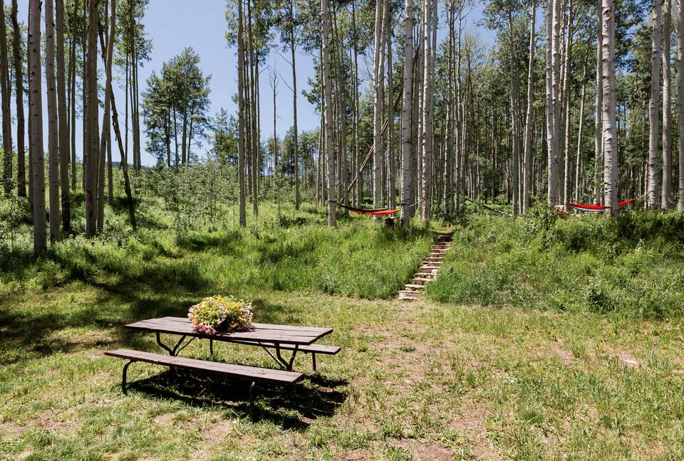 Picturesque Chalet with Stunning Mountain Views - Gypsum, Colorado